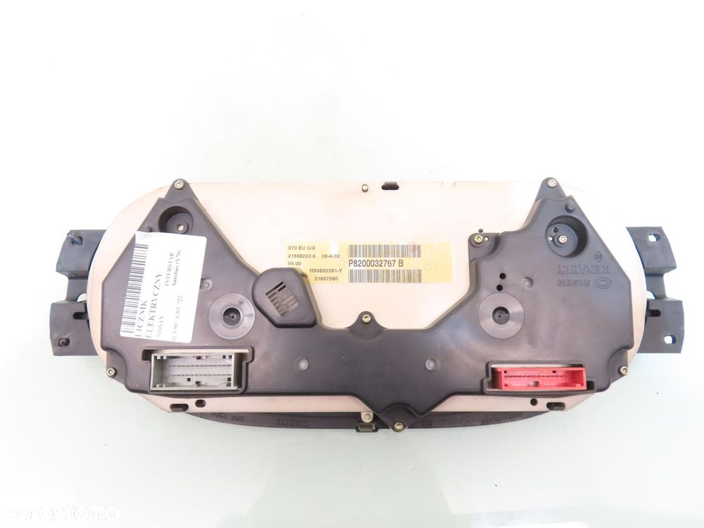 LICZNIK NISSAN INTERSTAR 2.2 dCI P8200032767B - 2