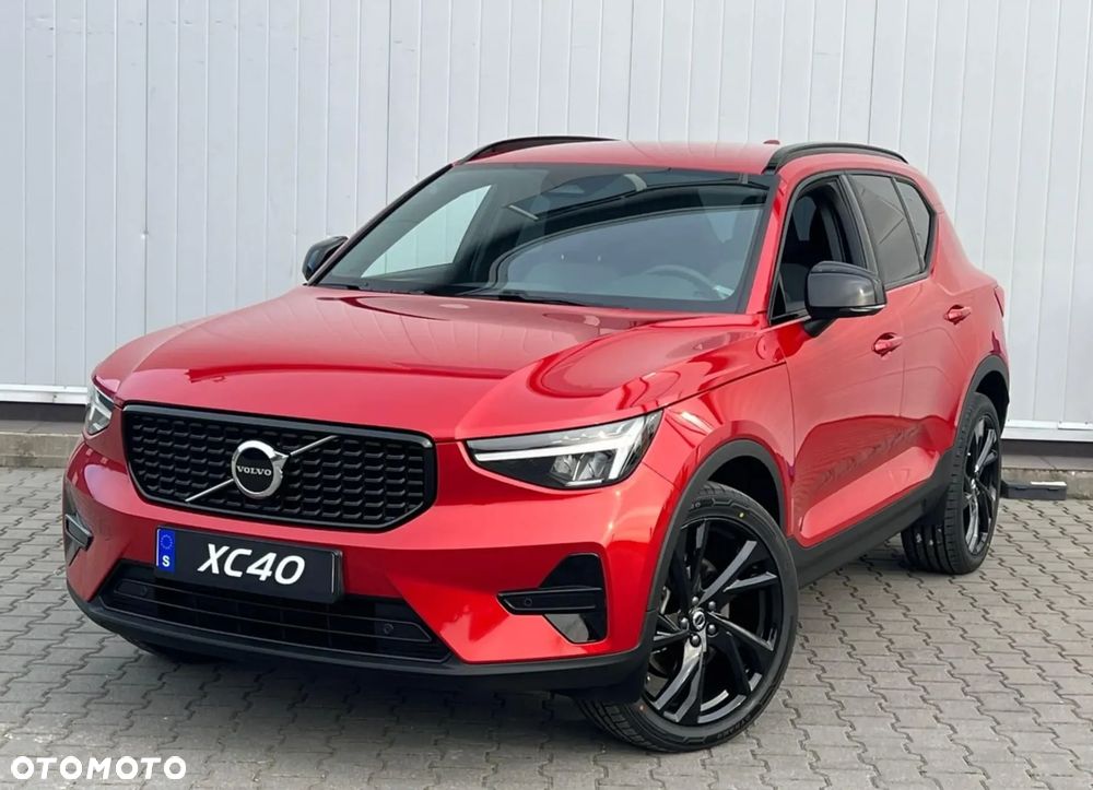Volvo XC 40 B4 AWD Plus Dark - 1