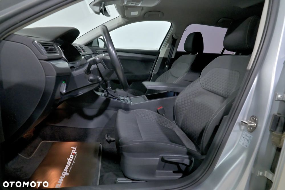 Skoda Superb 2.0 TDI SCR 4x4 Style DSG - 8