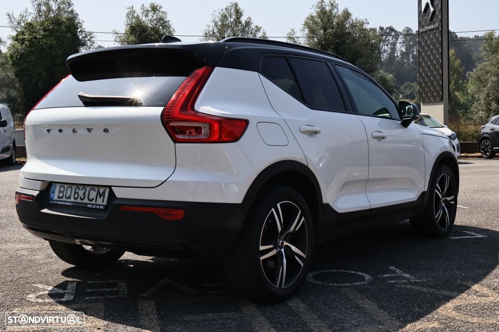 Volvo XC 40 1.5 T4 PHEV R-Design - 2