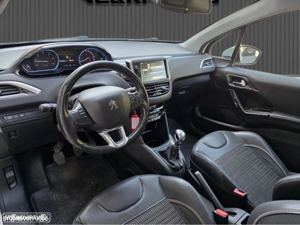Peugeot 208 1.6 e-HDi Ice Velvet - 11