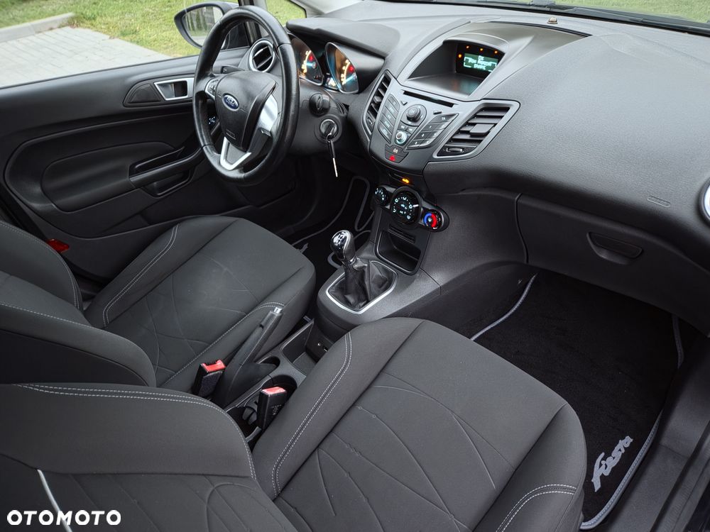 Ford Fiesta 1.25 Champions Edition - 20