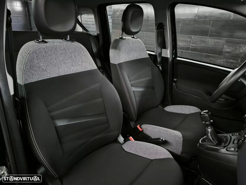 Fiat Panda 1.0 Hybrid City Cross - 23
