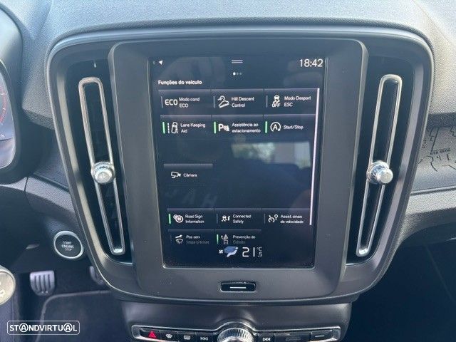 Volvo XC 40 2.0 D3 - 9