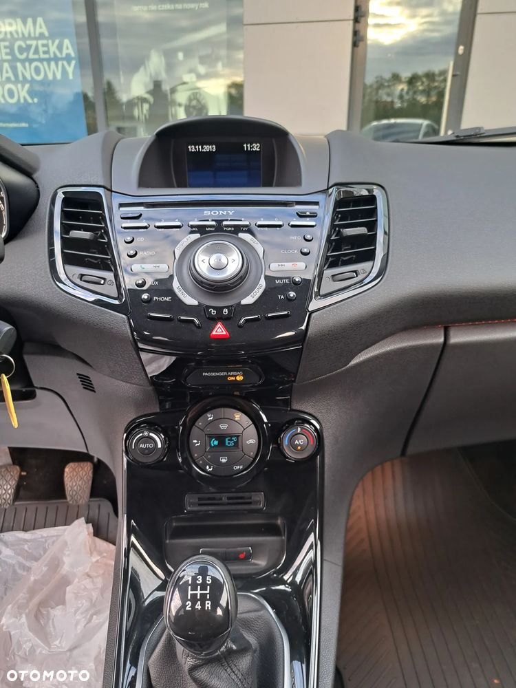 Ford Fiesta - 21