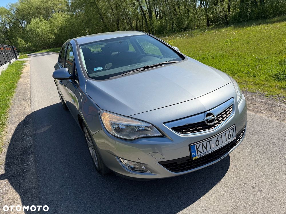 Opel Astra 1.4 Essentia - 9