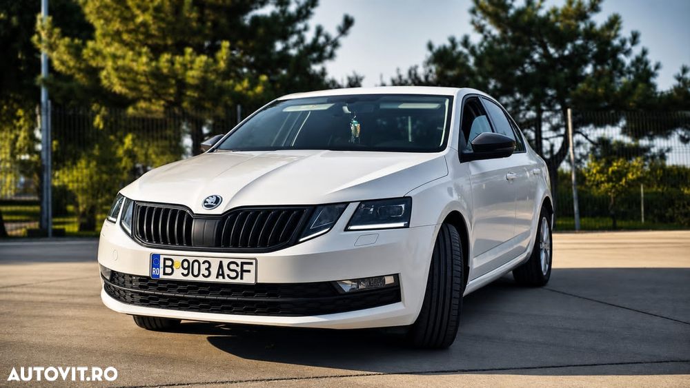 Skoda Octavia 2.0 TDI DSG 4X4 Style - 3