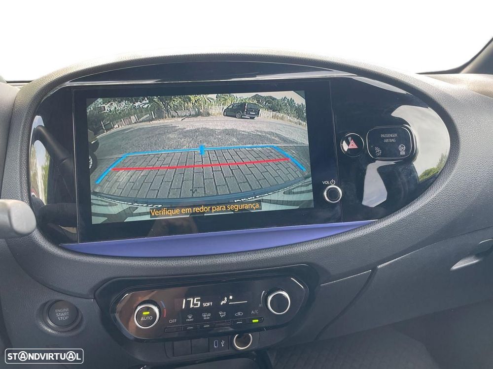 Toyota Aygo X 1.0 Envy - 22