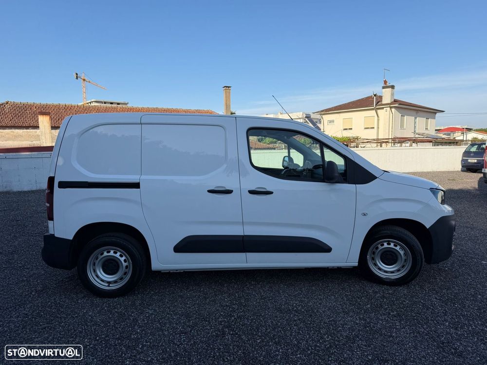 Peugeot Partner 1.5 BlueHDi Asphalt Standard - 22