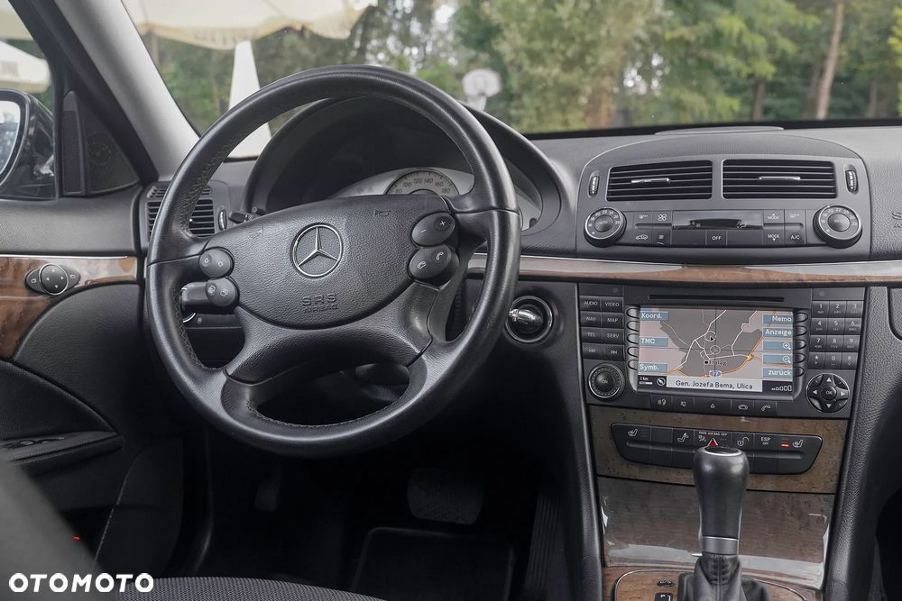 Mercedes-Benz Klasa E - 25