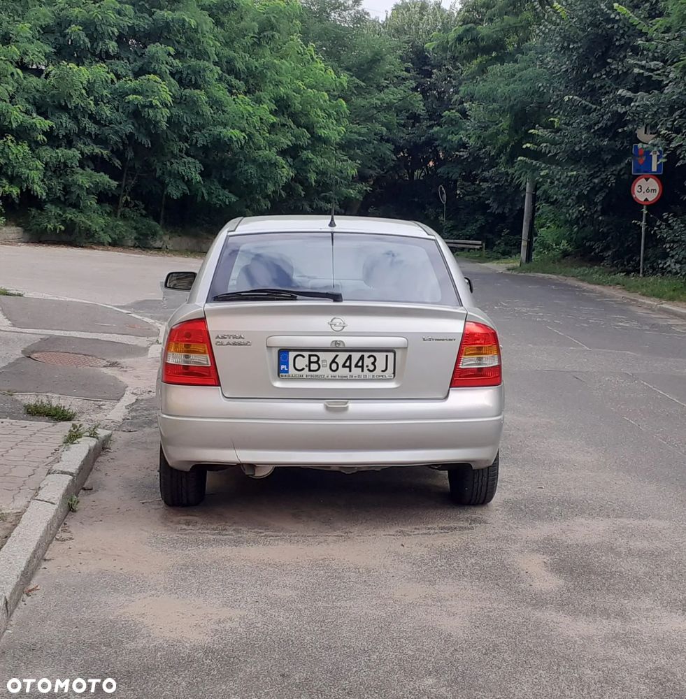 Opel Astra 1.4 Start - 4