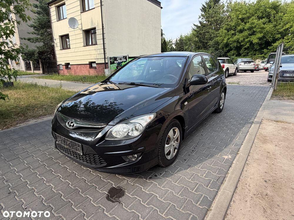 Hyundai i30 1.4 Comfort World Cup - 11