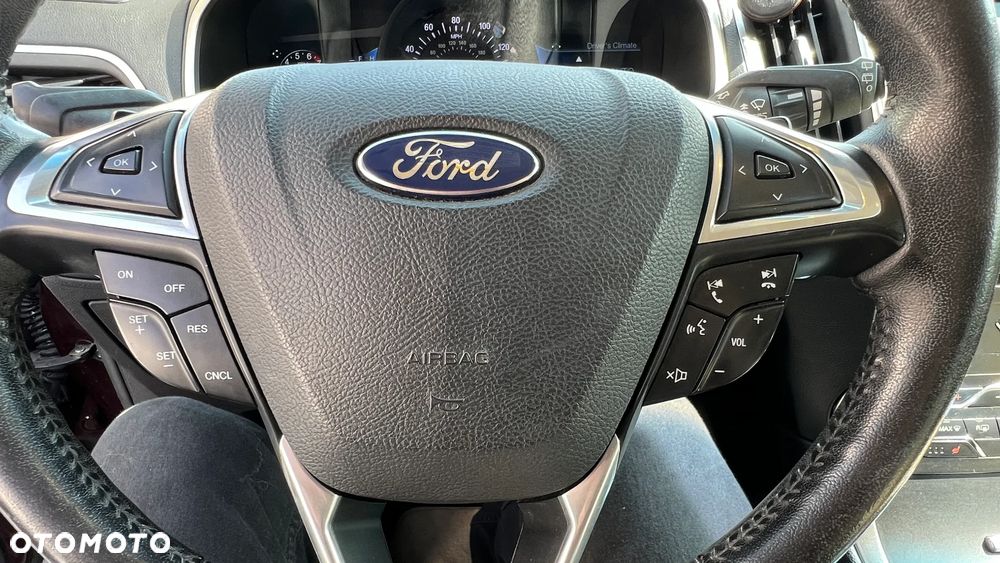 Ford Edge - 24