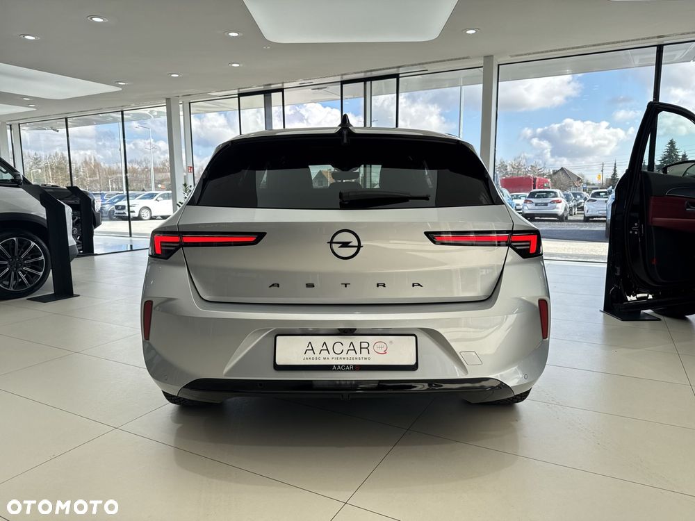 Opel Astra - 4