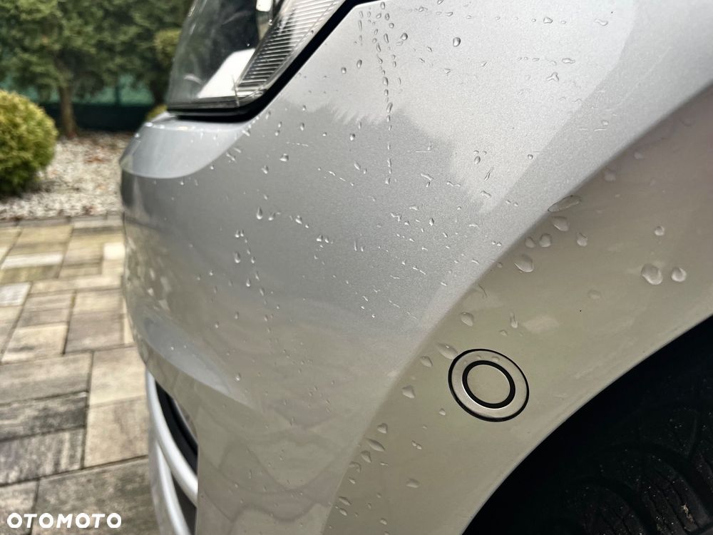 Volkswagen Golf 1.6 TDI BlueMotion Technology Cup - 29