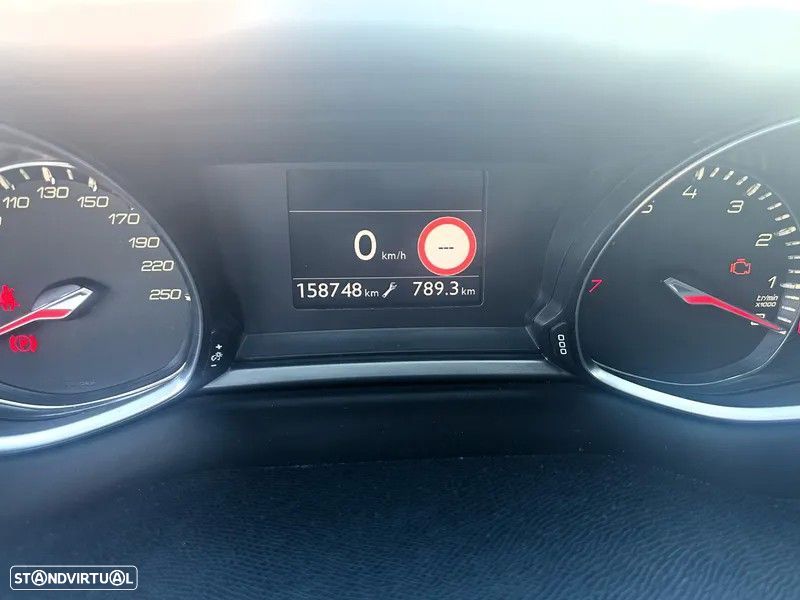 Peugeot 308 1.2 PureTech Allure - 14