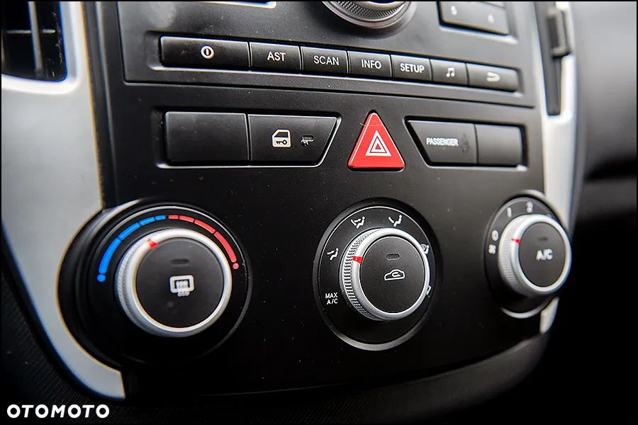 Kia Ceed - 22