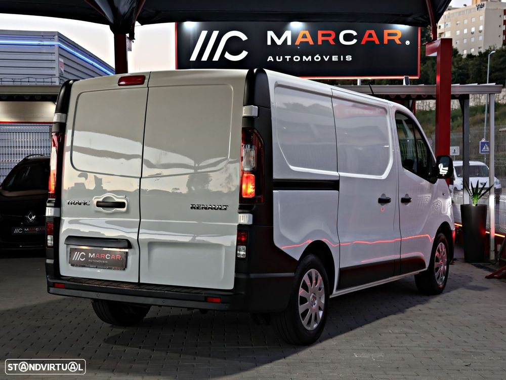 Renault Trafic 2.0 dCi L1H1 1.2T - 6
