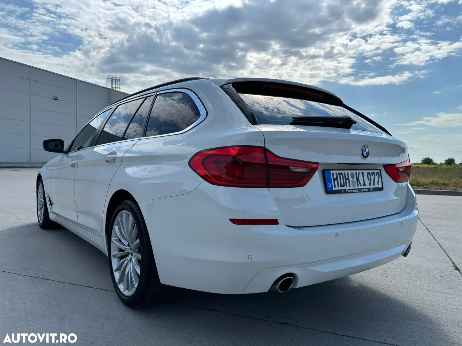 BMW Seria 5 520d AT - 3