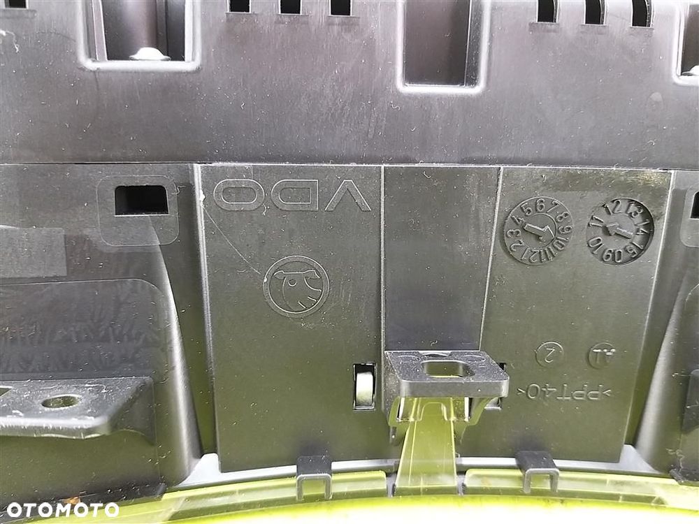 Licznik ZEGARY Skoda Fabia  II 1.6TDI 75KM 2007-2014 5J0920811D VDO 176TYŚ - 5
