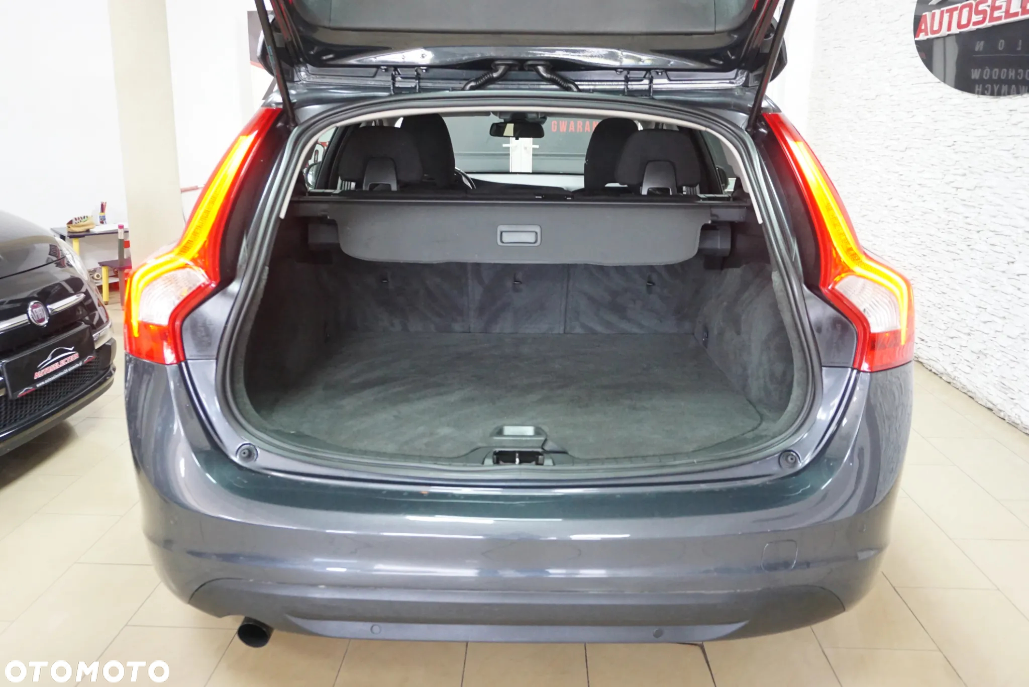 Volvo V60 D3 Momentum - 15