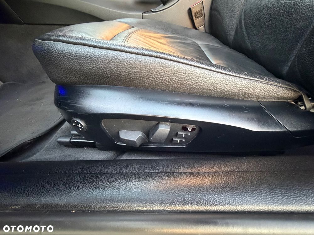 BMW Seria 3 325i xDrive Edition Exclusive - 10