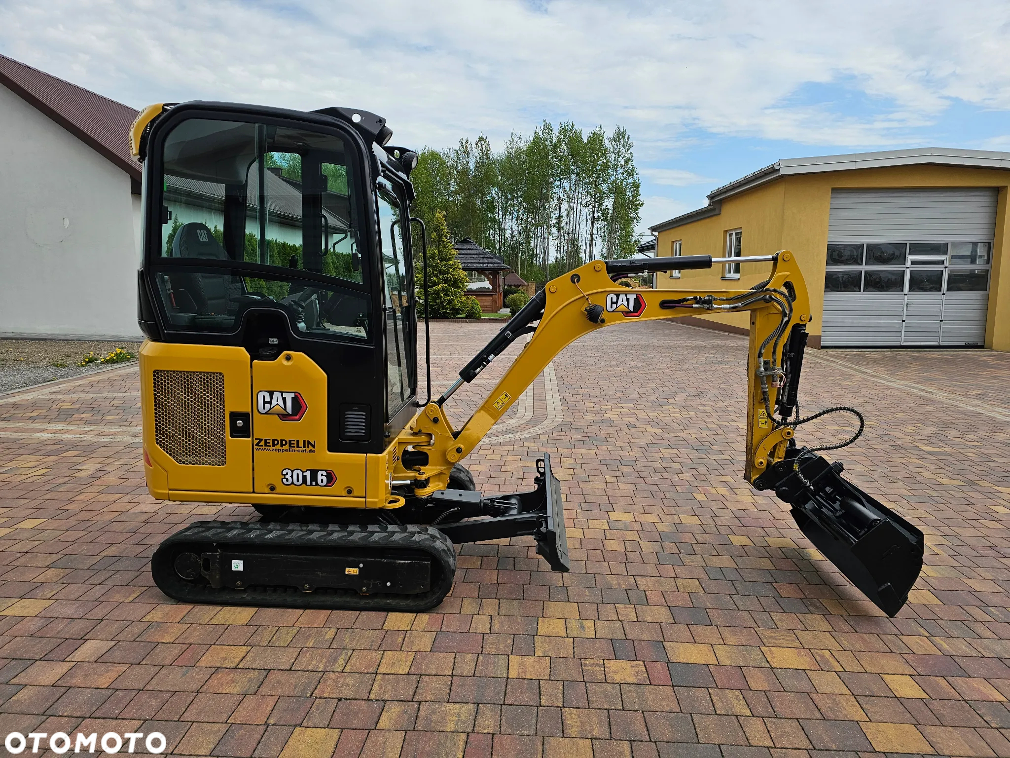 Caterpillar 301.6 - 7
