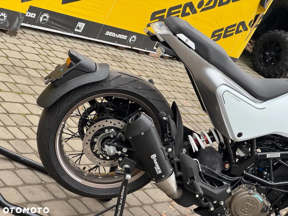 Husqvarna Vitpilen - 6