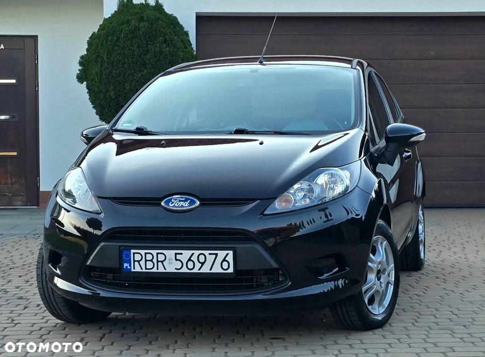 Ford Fiesta 1.4 Champions Edition - 1