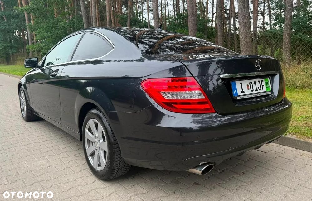 Mercedes-Benz Klasa C 180 BlueEFFICIENCY 7G-TRONIC - 3