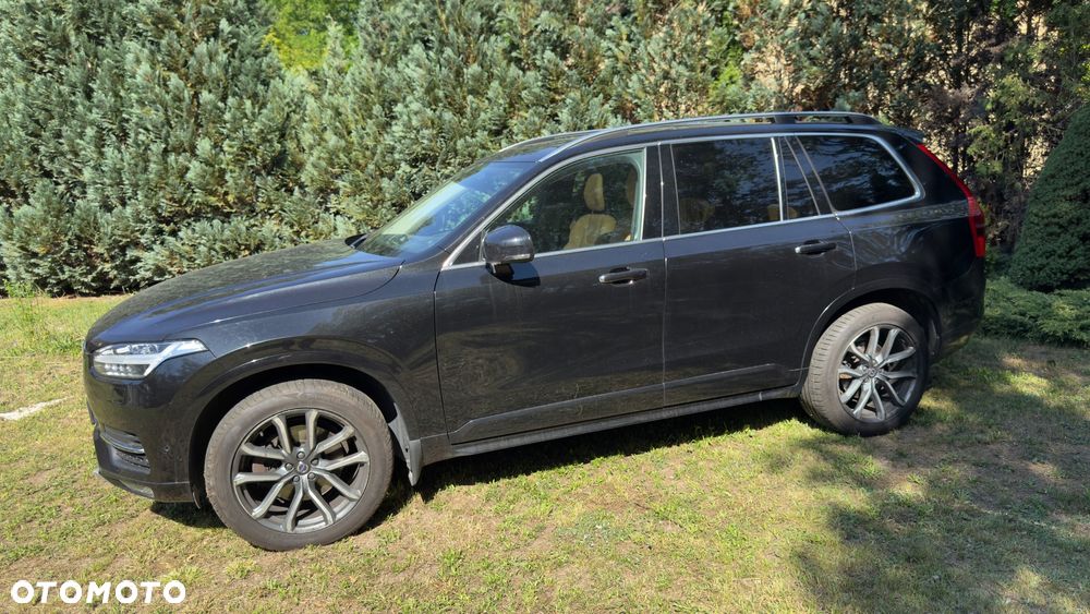 Volvo XC 90 D5 AWD Momentum - 2