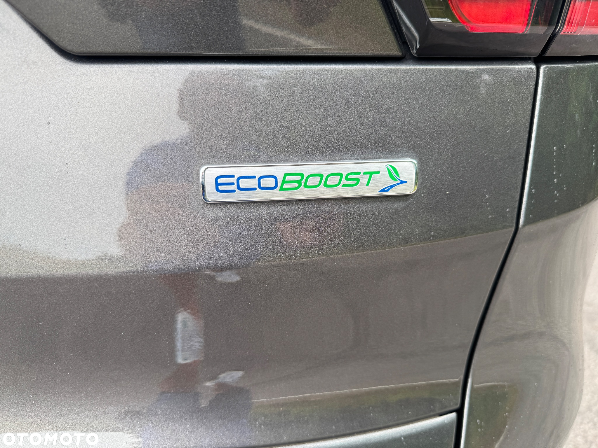 Ford Kuga 1.5 EcoBoost 2x4 Cool & Connect - 16