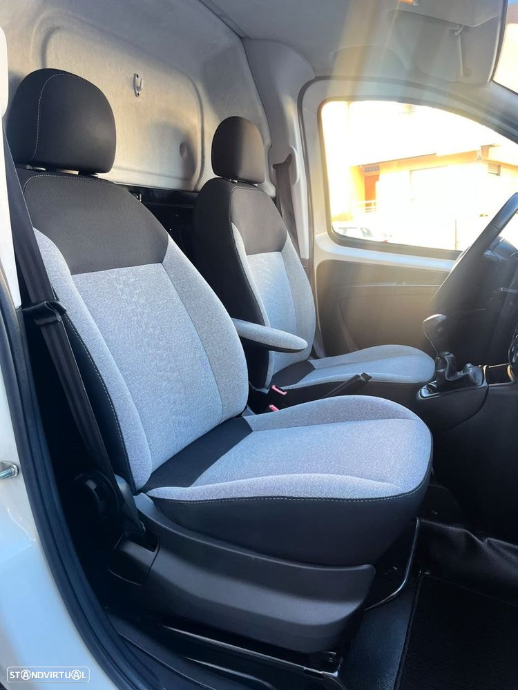 Fiat Fiorino 1.3 M-jet Adventure com 1GD - 13