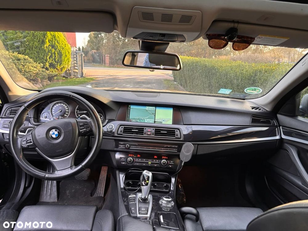 BMW Seria 5 530d Sport-Aut - 15