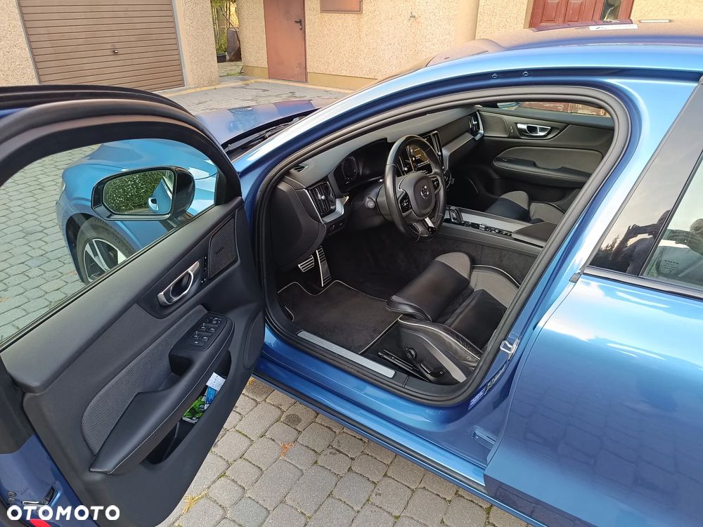 Volvo S60 B4 B R-Design - 10