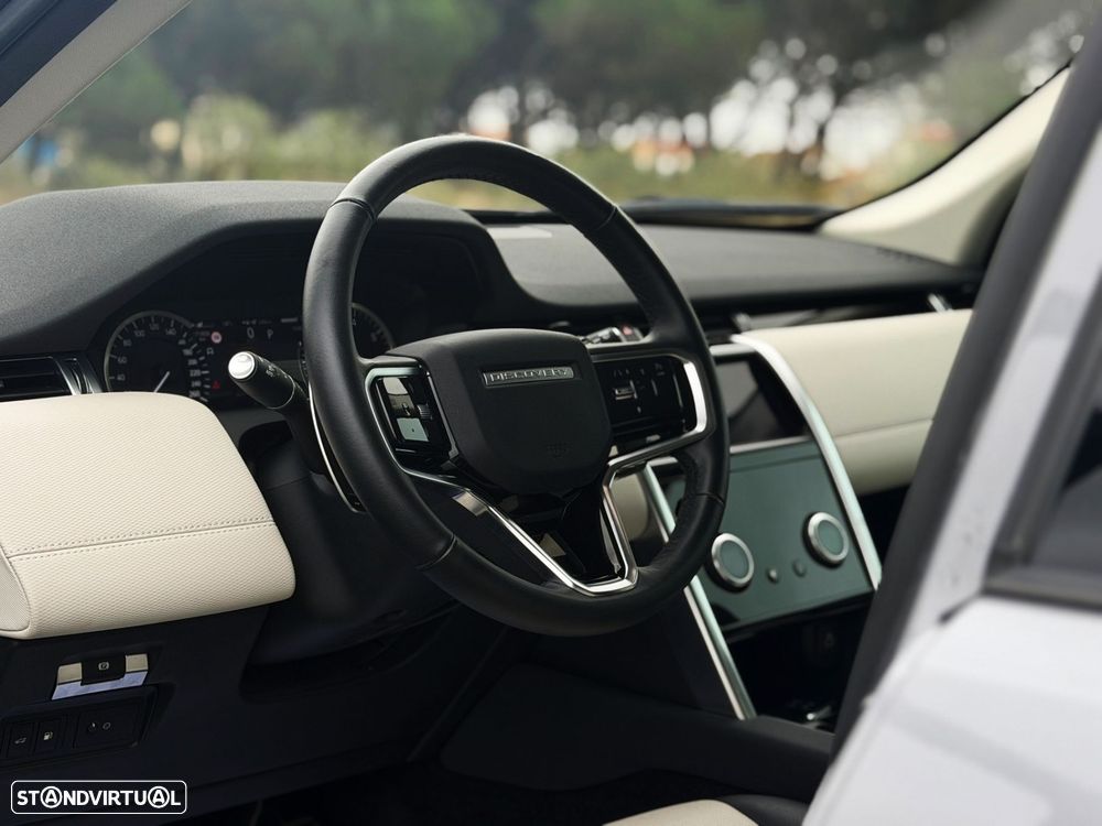 Land Rover Discovery Sport P300e R-Dynamic S - 8