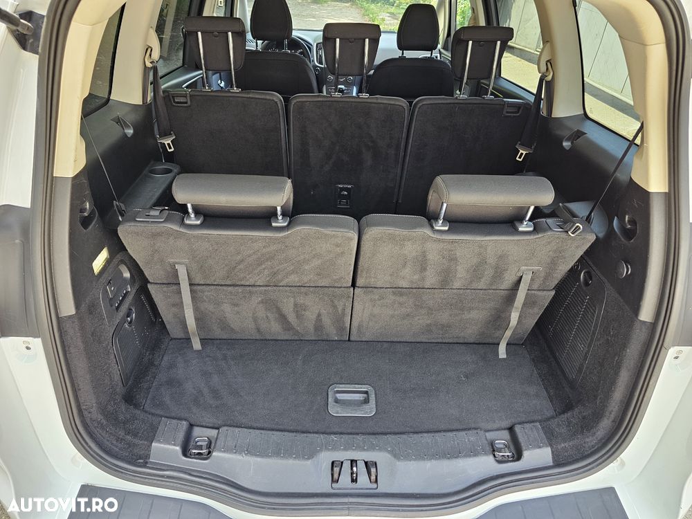 Ford Galaxy - 17