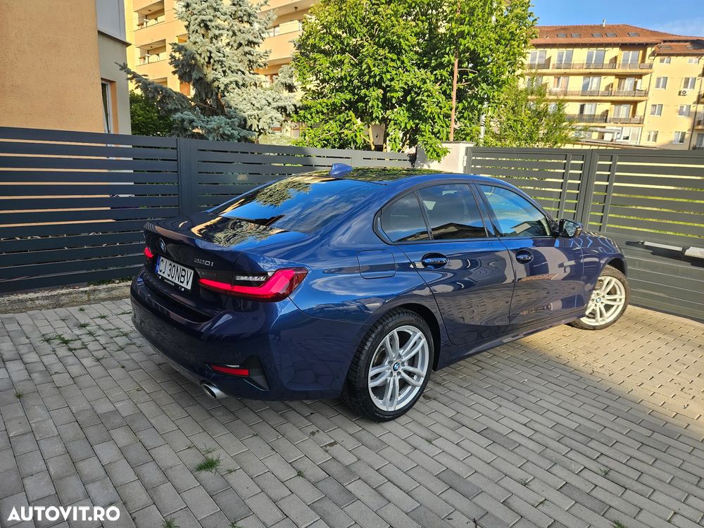 BMW Seria 3 320i xDrive AT - 19