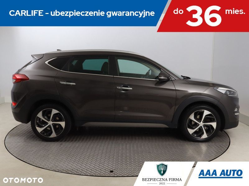Hyundai Tucson - 8