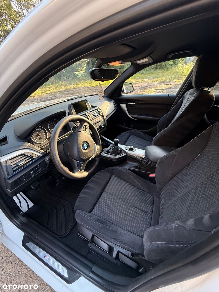 BMW Seria 1 116i - 11