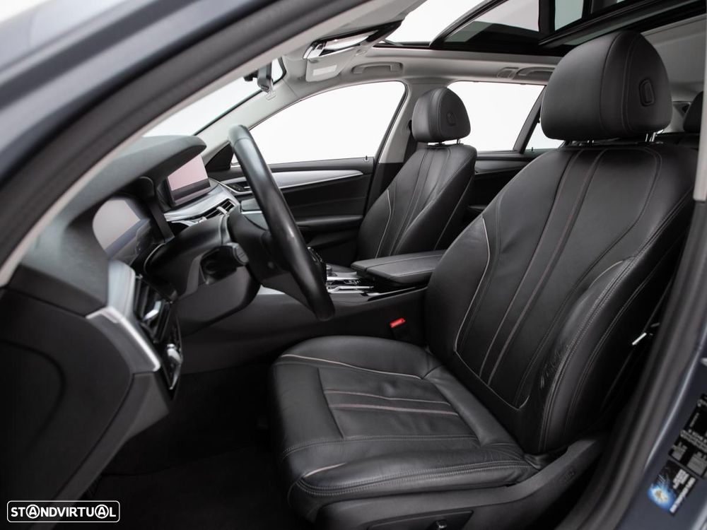 BMW 520 d Auto - 11