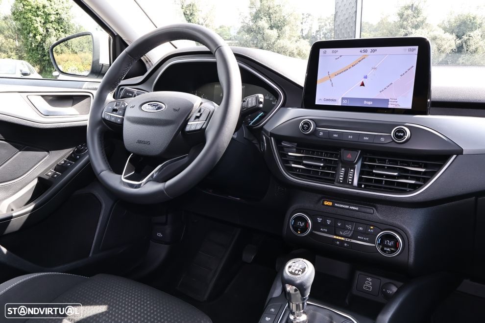 Ford Focus 1.0 EcoBoost MHEV Connected - 12