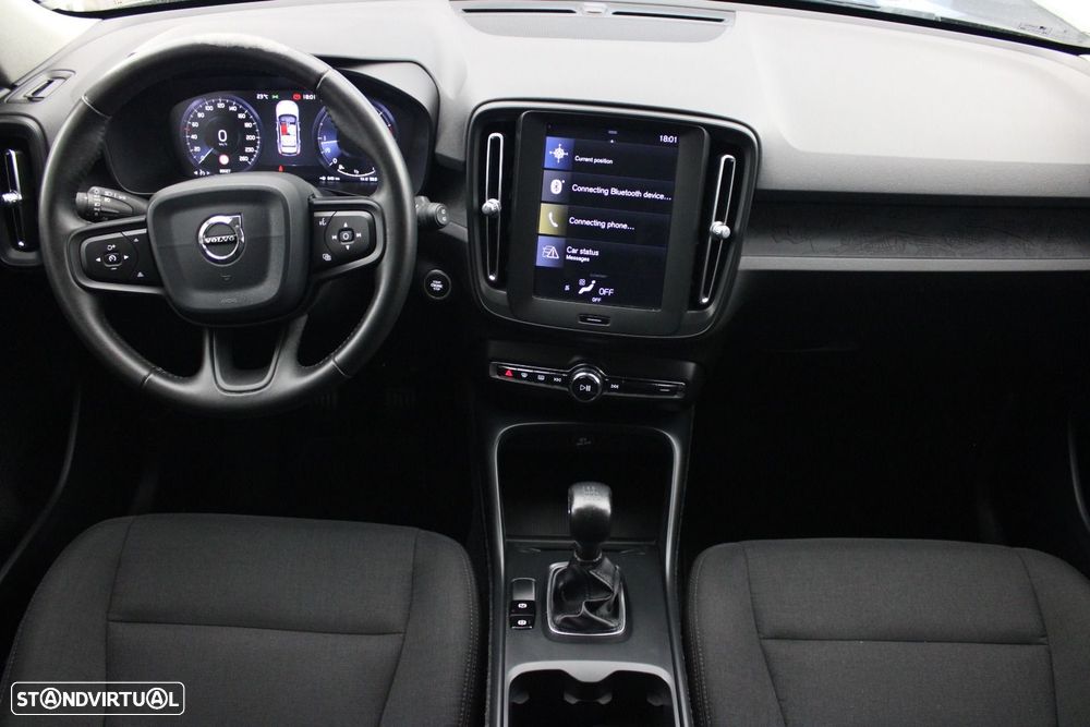 Volvo XC 40 2.0 D3 - 9