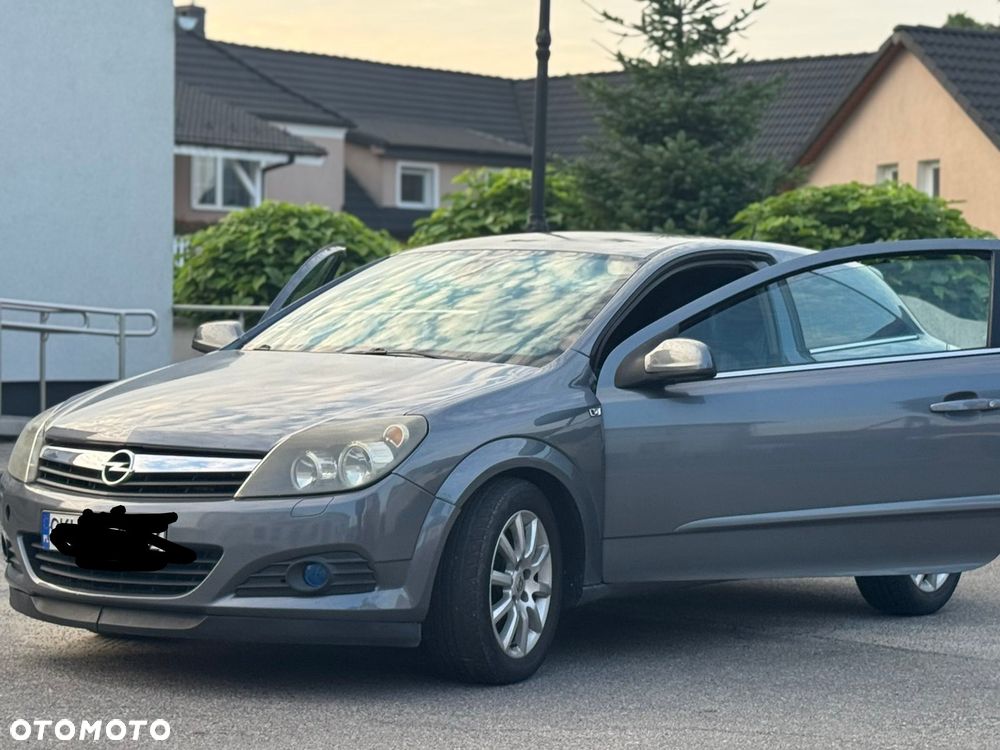 Opel Astra 1.9 CDTI Cosmo - 2