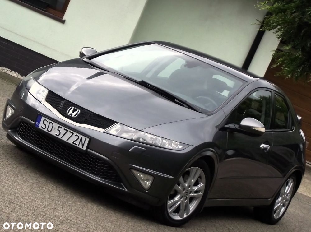 Honda Civic 1.8 Executive - 28