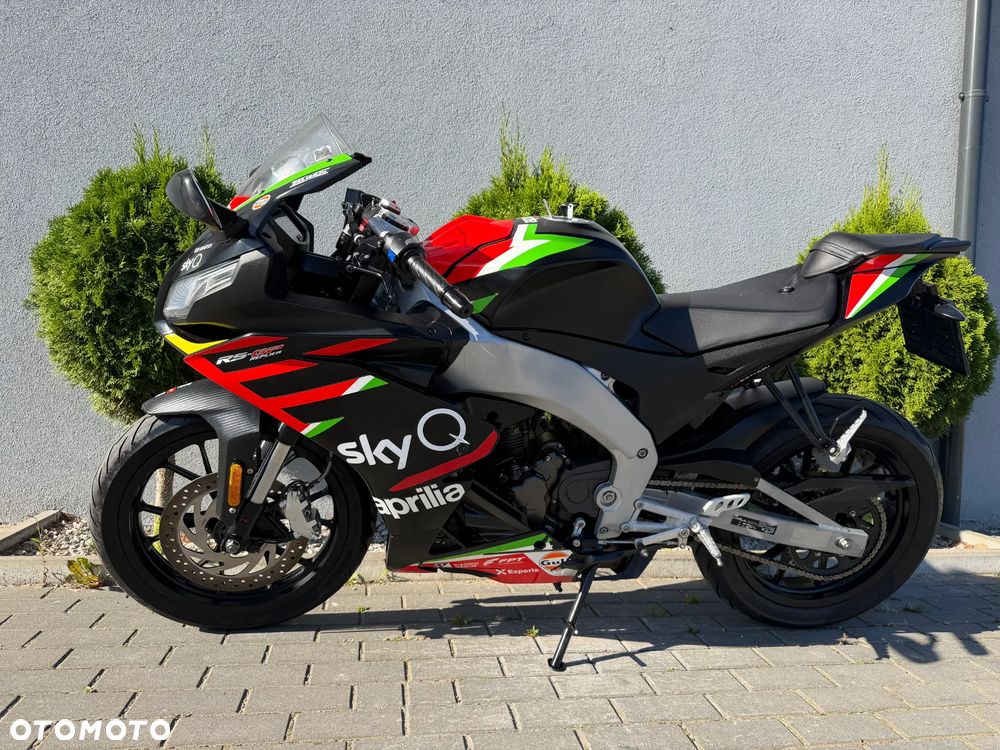 Aprilia RS - 7