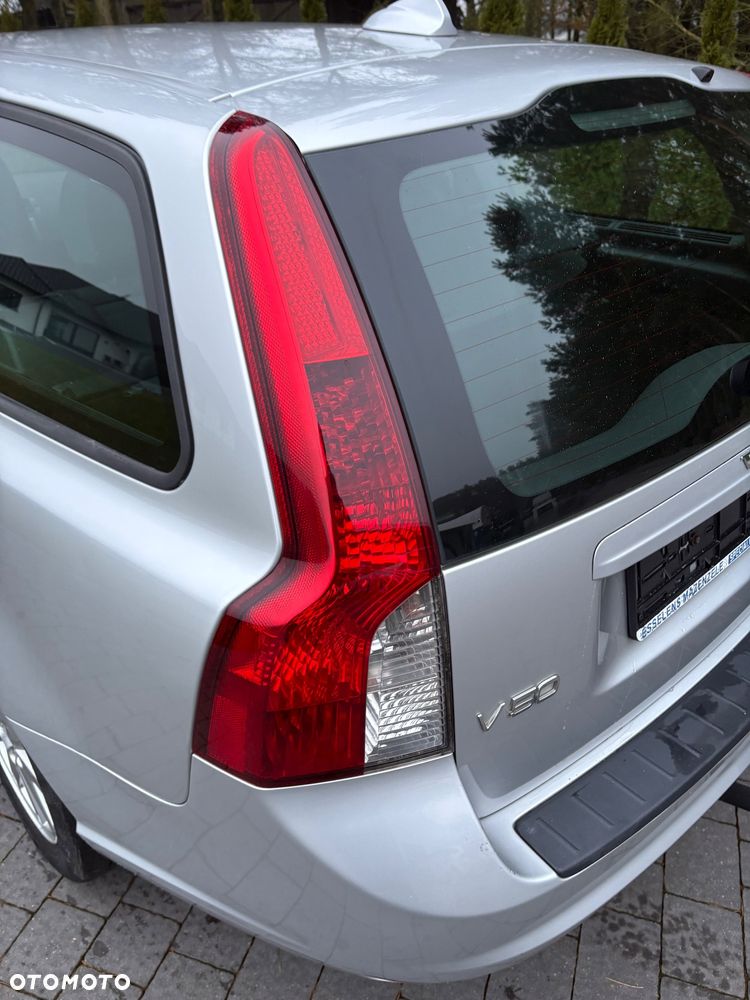 Volvo V50 2.0D DPF Kinetic - 14