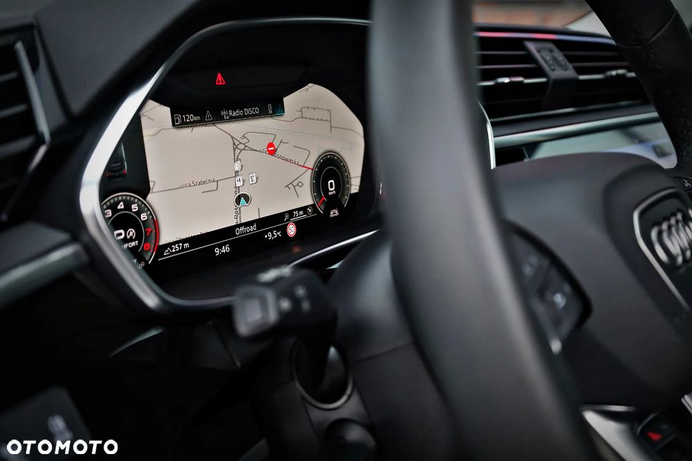 Audi Q3 Sportback - 22