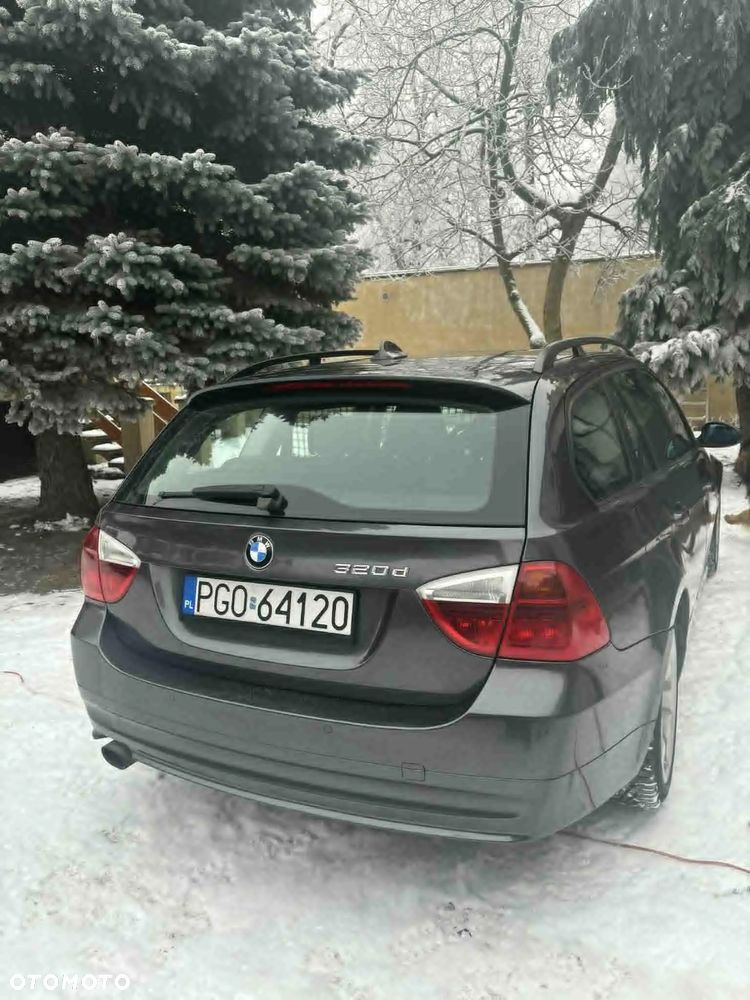 BMW Seria 3 320d DPF - 4