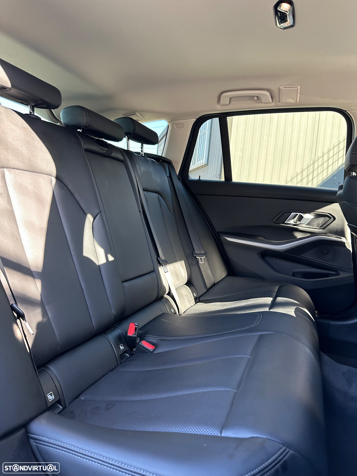 BMW 330 e Touring Aut. Advantage - 28